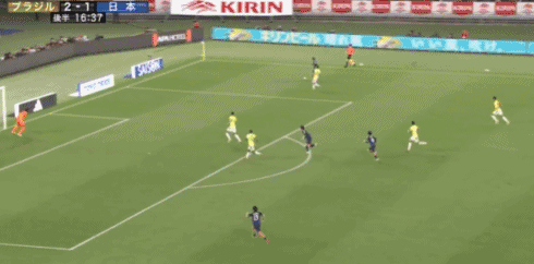 逆转巴西终结36年不胜纪录！热闻让二追三！日本男足3-2(图3)